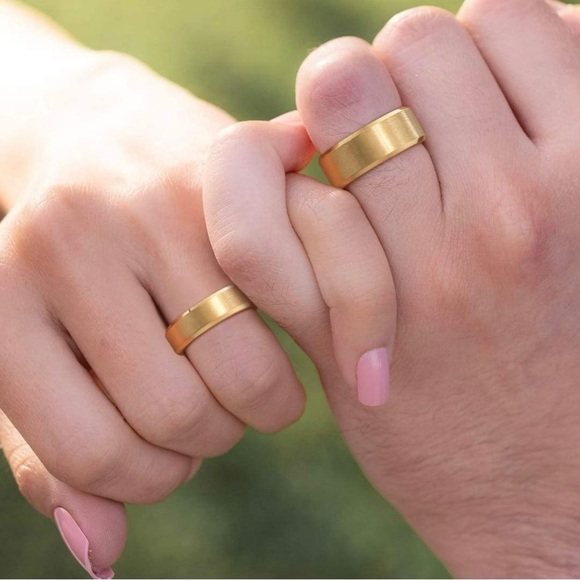 NWT Tungsten 8mm 18K Matte Band - Picture 2 of 16